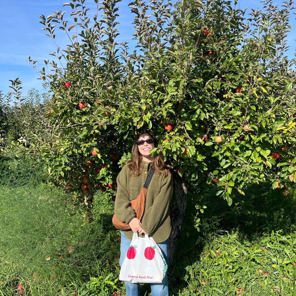 Meet your Posher, Hannah